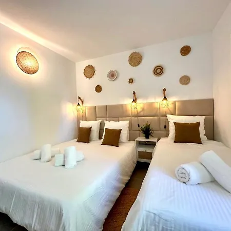 Pinarello, Modern Apartment, Pool, Within Walking Distance