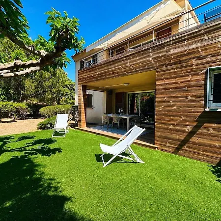 Pinarello, Modern Apartment, Pool, Within Walking Distance *